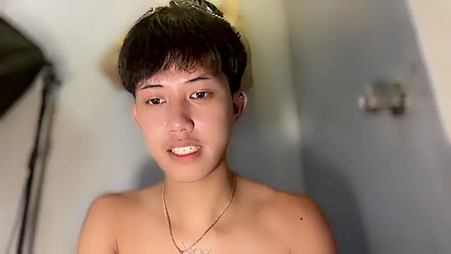 luxurioux_blake Pertunjukan Webcam