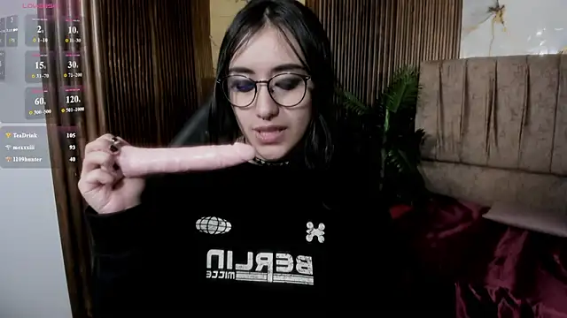 Kairy_tay Adlı Modelin Canlı XXX Sohbeti