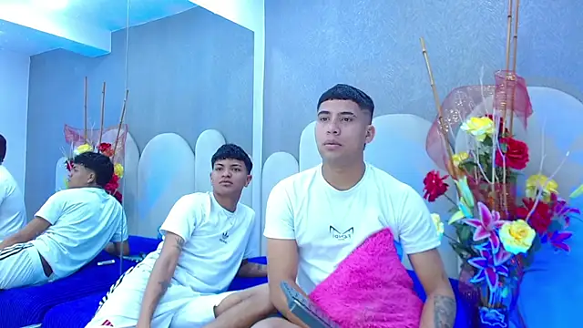 party_duo_playboy Pertunjukan Webcam