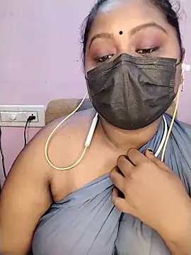 Tamil-Dhara Live XXX-Chat