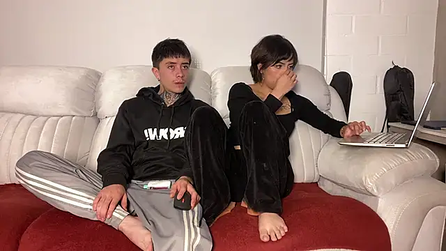 perceo_and_saddie – webcam-show