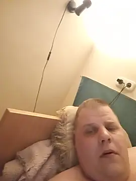 Kanoos1995 webcam show