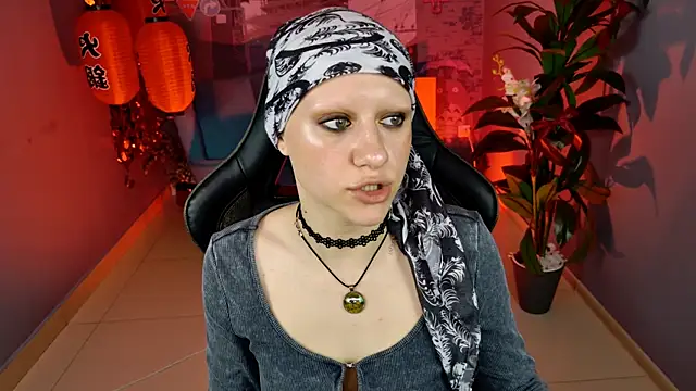 LidaDarknet's Live XXX Chat