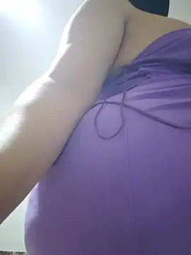 Big_as-big Show in webcam