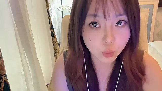 แชท XXX สดของ LongLongQueen