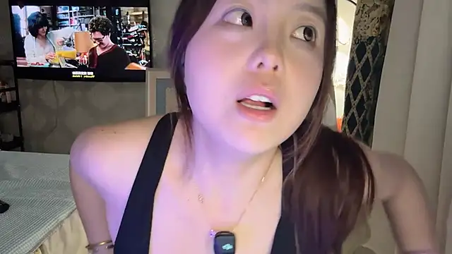 LongLongQueen's Live XXX Chat