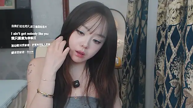 LongLongQueen XXX чат на живо