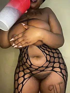 HornyMysteryx Webcamshow