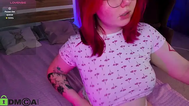 Alice_Kitagawa élő XXX-chatje