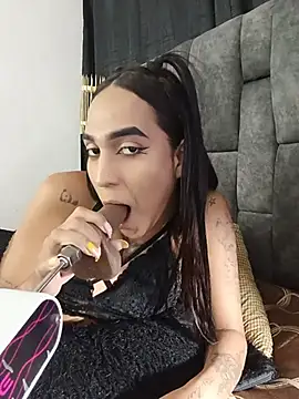 MegannHills_ Pertunjukan Webcam