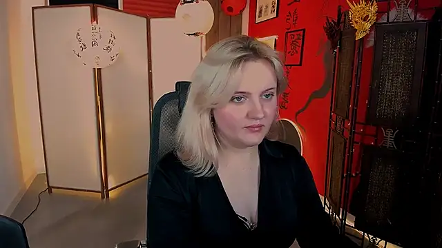 KathyBriggs Chat XXX live
