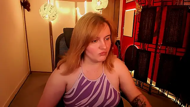 KathyBriggs' Live XXX Chat