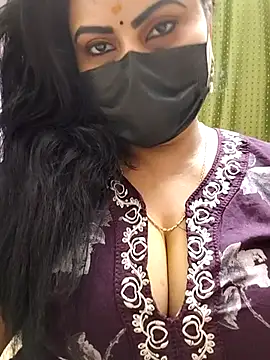 Show modela Anushka_flower na web-kameri