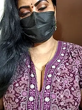 Anushka_flower Chat XXX in diretta
