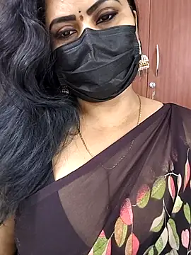 Anushka_flower Chat XXX in diretta