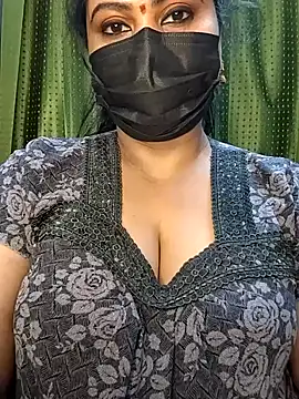 צ'אט XXX בשידור חי של Anushka_flower