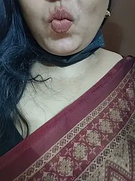 دردشة Anushka_flower الجنسية المباشرة