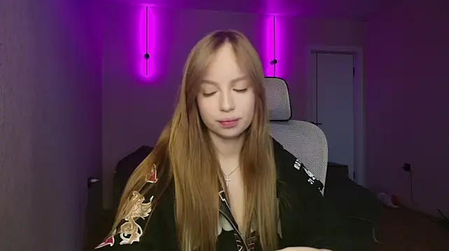 BunnyShinex Chat XXX in diretta