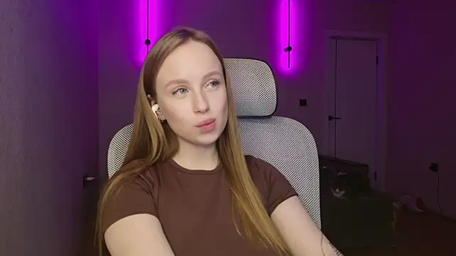 צ'אט XXX בשידור חי של BunnyShinex