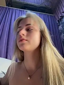 Show Webcam de NinaVerse