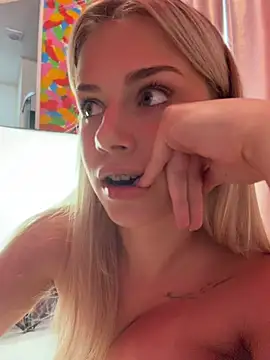 NinaVerse – webcam-show