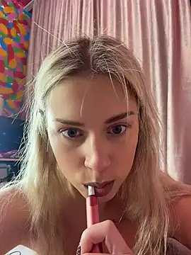 NinaVerse Webcam-Show