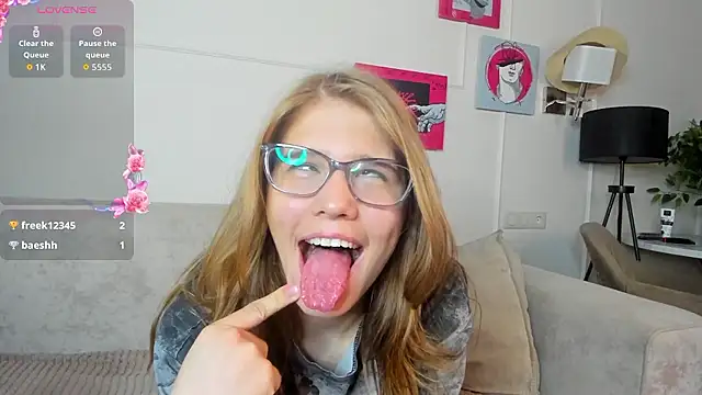 Chat XXX en directo de JosefaDonelan