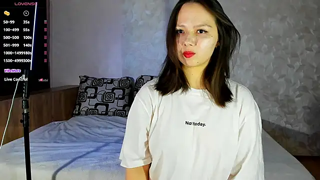 צ'אט XXX בשידור ח י של miss_teasee