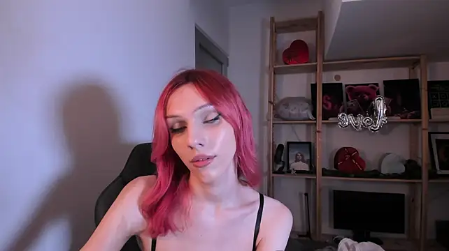 Kirana_Hayes' Webcam Show