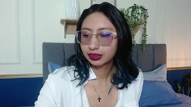 Violet_2003 现场XXX聊天