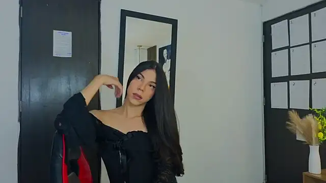 Sara_cutie_'s Webcam Show