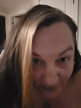 Queenemerald's Webcam Show