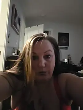 Queenemerald's Webcam Show