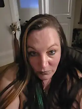 Queenemerald Webcam show