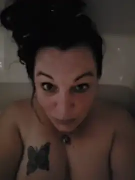 Queenemerald Chat XXX in diretta