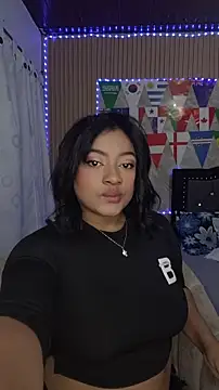 Saraa_M élő XXX-chatje