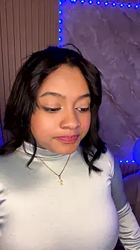 Saraa_M's Live XXX Chat