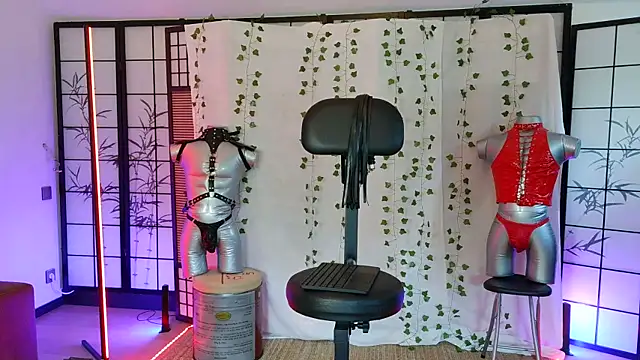 thehornybowtie's Webcam Show