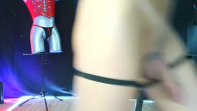 thehornybowtie: вебкам-шоу