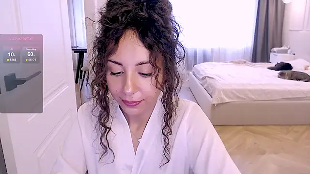 Chatroom XXX en direct de curly_jade_