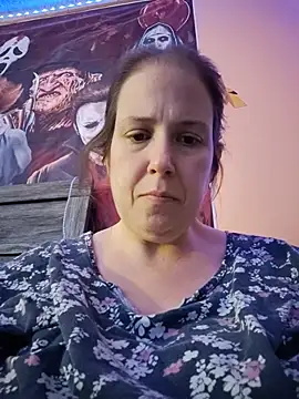 הופעת וובקאם של 023thickandjuicy07