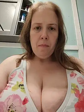 023thickandjuicy07 XXX чат на живо