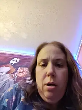 צ'אט XXX בשידור חי של 023thickandjuicy07