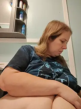 023thickandjuicy07 Show in webcam