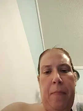 023thickandjuicy07 Show in webcam