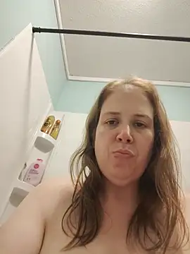 הופעת וובקאם של 023thickandjuicy07