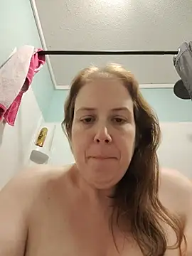 הופעת וובקאם של 023thickandjuicy07