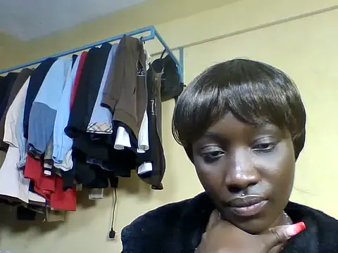 sexy_choco254 Adlı Modelin Canlı XXX Sohbeti