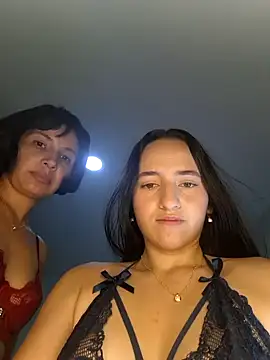 Naty_wet_17 Webcam Show
