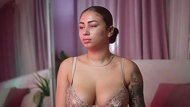 AmeliaBarbie Webcam show